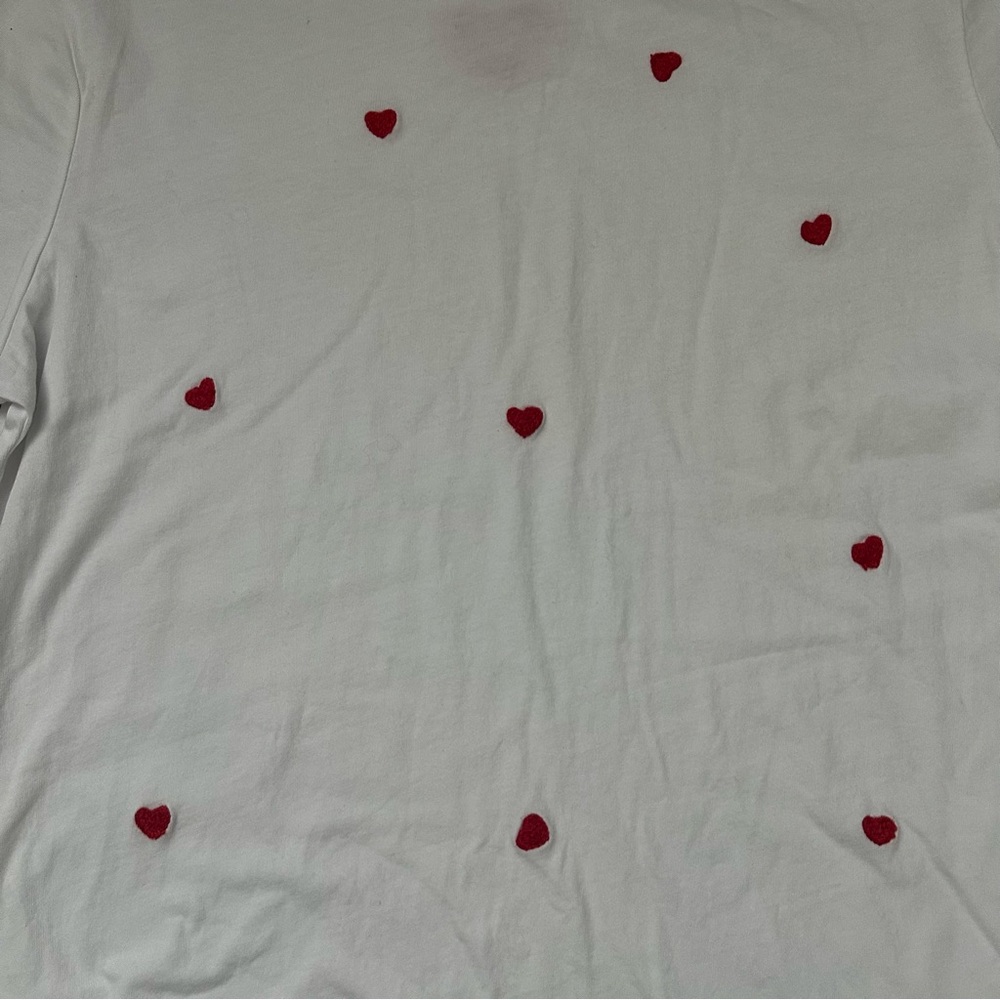 ♥️Just Madison Hearts Tee - White with Red Heart Embroidery - Size Small - Picture 2 of 9